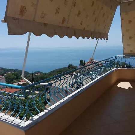 Let Hotel Lukove